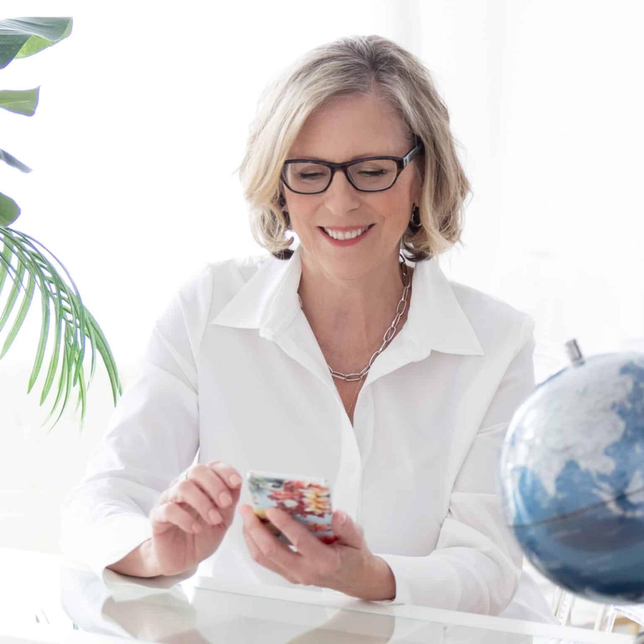 Cultural Etiquette in a Global World - Hibiscus International Cultural Etiquette in a Global World - Hibiscus International